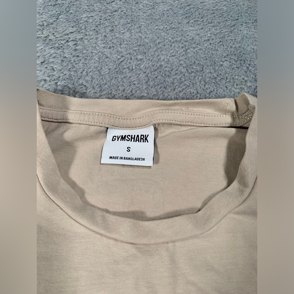 Gymshark Tan Crop Top small tee - Picture 3 of 9